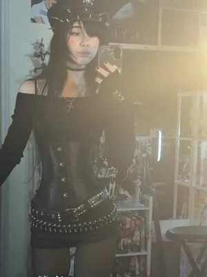 Ashisbees OnlyFans Leaked Free Thumbnail Picture - #7Q8B84SQg7