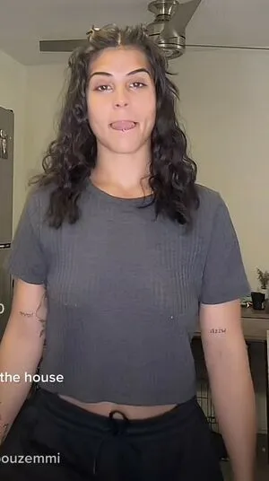 Ashley Goyette Thumbnail Picture