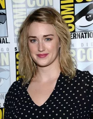 Ashley Johnson OnlyFans Leaked Free Thumbnail Picture - #1FqCQLT2Jv