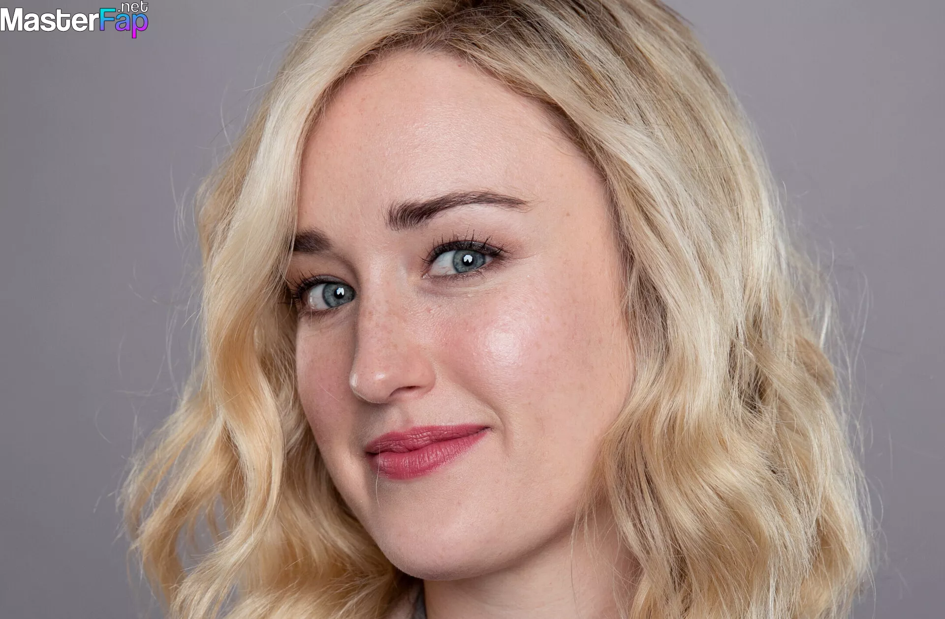 Ashley Johnson Nude OnlyFans Leak Picture CioDg5X2Hc | MasterFap.net