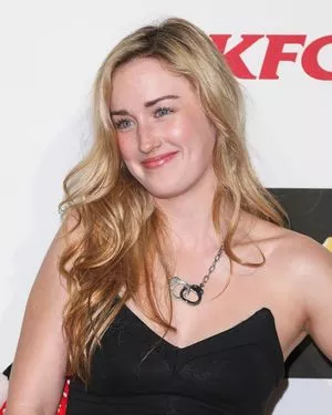 Ashley Johnson OnlyFans Leaked Free Thumbnail Picture - #tdEpijmO2C