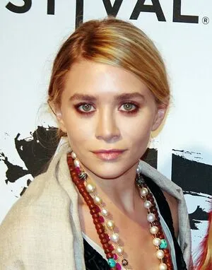 Ashley Olsen OnlyFans Leaked Free Thumbnail Picture - #VdanqrmEL7