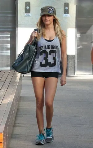 Ashley Tisdale OnlyFans Leaked Free Thumbnail Picture - #4oO2b8pFsQ