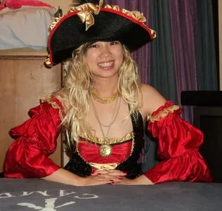 Ashley2000 Thumbnail Picture