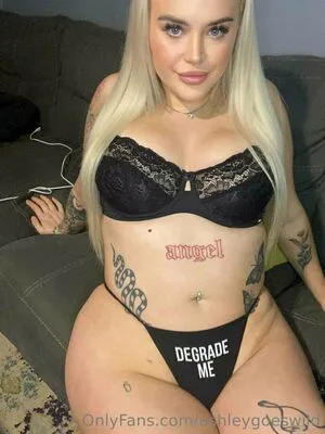Ashleygoeswild OnlyFans Leaked Free Thumbnail Picture - #9ARYij2EZX