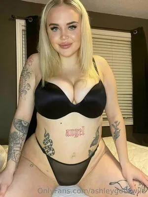 Ashleygoeswild OnlyFans Leaked Free Thumbnail Picture - #R02JCScNKt