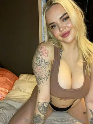 Ashleygoeswild OnlyFans Leaked Free Thumbnail Picture - #ZTD2dat41J