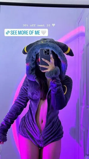 Ashlyne OnlyFans Leaked Free Thumbnail Picture - #UNRHTdr4HK