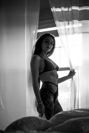 Ashlynn Xo Thumbnail Picture