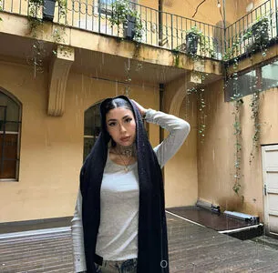 Asialucia Thumbnail Picture