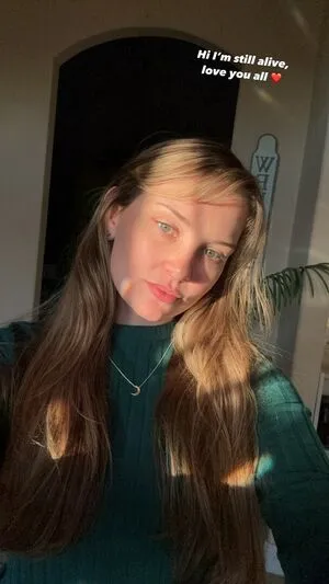 ASMR Darling Profile Thumbnail