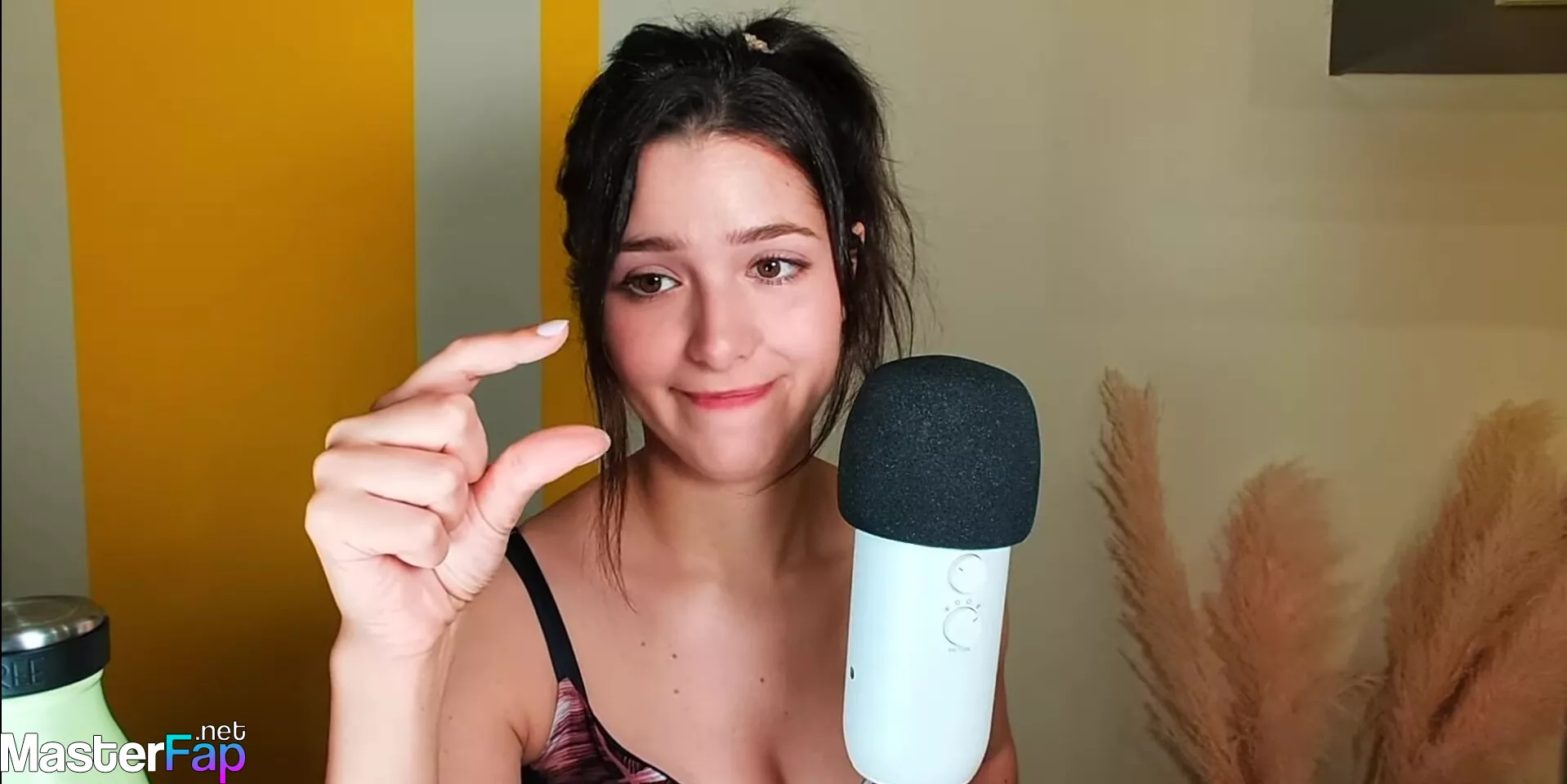 Asmr glow leaks
