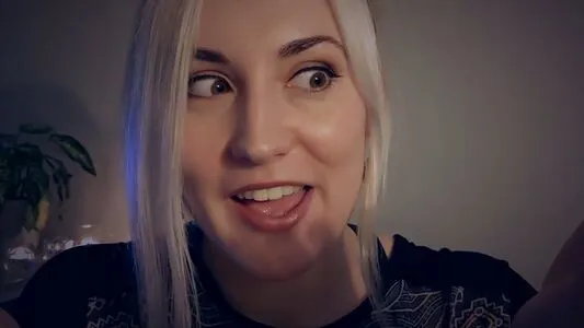 Asmr Shortbread OnlyFans Leaked Free Thumbnail Picture - #Kifg6M29sB