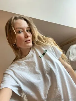 Asmremily Thumbnail Picture