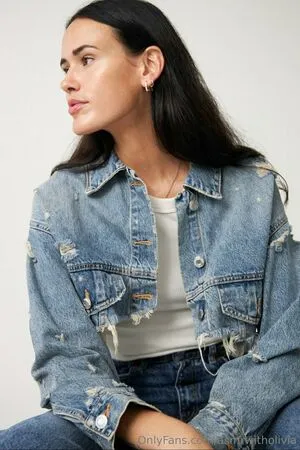 Asmrwitholivia Thumbnail Picture