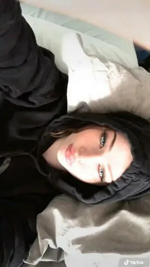 Aspyn Summer Thumbnail Picture