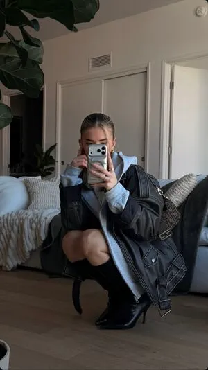 Astabush OnlyFans Leaked Free Thumbnail Picture - #RvuemoHmRq