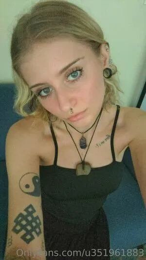 Astrid Eclipse OnlyFans Leaked Free Thumbnail Picture - #F2wl2mtQ0c