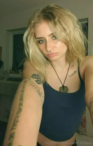 Astrid Eclipse OnlyFans Leaked Free Thumbnail Picture - #pbmTawlsM3