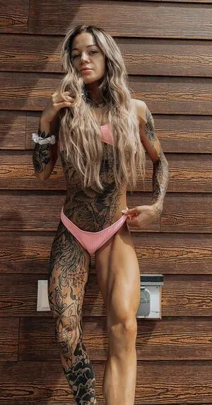 Athena Barnes Thumbnail Picture