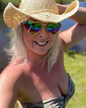Atomicblonde68 OnlyFans Leaked Free Thumbnail Picture - #wlWn08iKz4