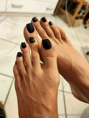 Atomictoez OnlyFans Leaked Free Thumbnail Picture - #F1U5U5veQC