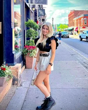 Audrey Wright OnlyFans Leaked Free Thumbnail Picture - #GsXXuW3D2W
