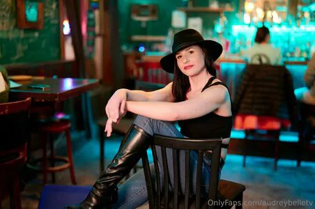 Audreybelletv Thumbnail Picture