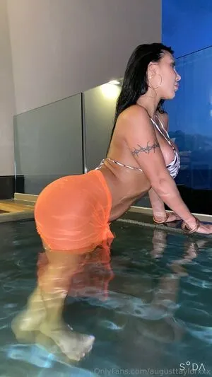 August Taylor OnlyFans Leaked Free Thumbnail Picture - #f3m8d2Emsv
