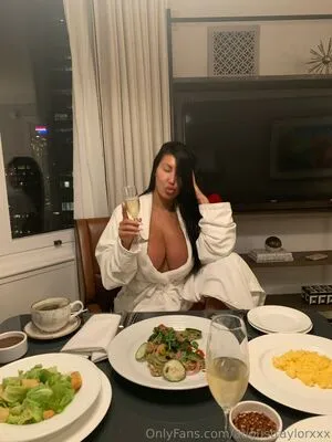 August Taylor OnlyFans Leaked Free Thumbnail Picture - #oIbhx4Iy2P