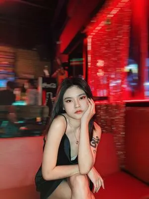 Aungkn W Thumbnail Picture