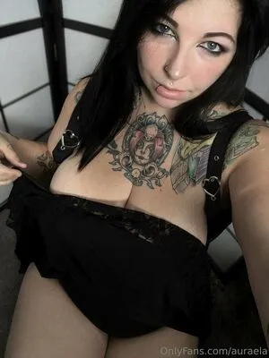 Auraela Thumbnail Picture