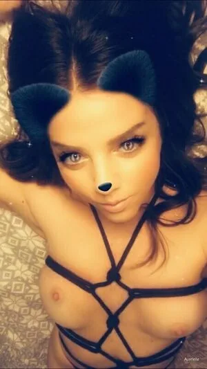 Auvrielle OnlyFans Leaked Free Thumbnail Picture - #UqAMX5fA11