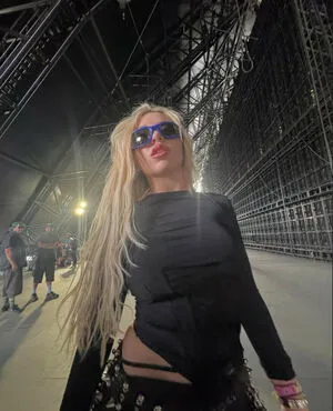 Ava Max OnlyFans Leaked Free Thumbnail Picture - #4nZUxWFCNH