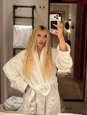 Ava Max OnlyFans Leaked Free Thumbnail Picture - #7joxE8Ls1d