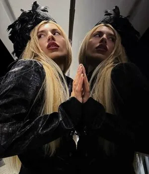 Ava Max OnlyFans Leaked Free Thumbnail Picture - #GFXvQkRX2a