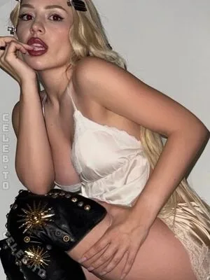 Ava Max OnlyFans Leaked Free Thumbnail Picture - #HIRp8H88Jm