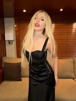 Ava Max OnlyFans Leaked Free Thumbnail Picture - #HiaNjpkC5s