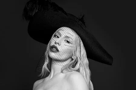 Ava Max OnlyFans Leaked Free Thumbnail Picture - #KtdsbEg3cX