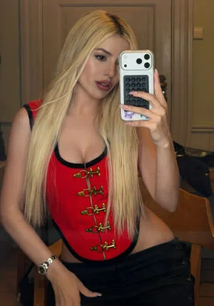 Ava Max OnlyFans Leaked Free Thumbnail Picture - #R9MJBFhLcn