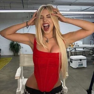 Ava Max OnlyFans Leaked Free Thumbnail Picture - #Rq7FFfqkfp