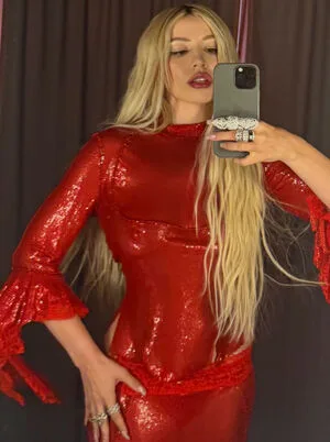 Ava Max OnlyFans Leaked Free Thumbnail Picture - #UNW9H7PY71