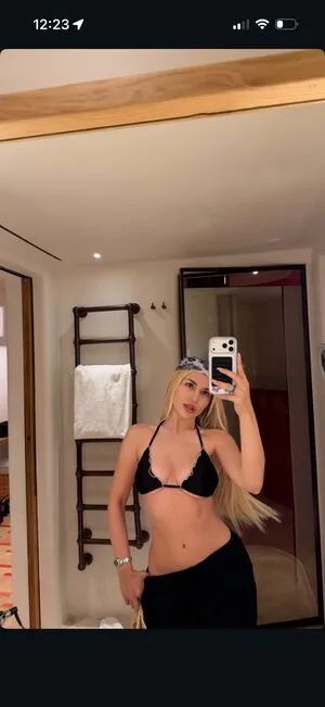 Ava Max OnlyFans Leaked Free Thumbnail Picture - #V5hZtB2DtS