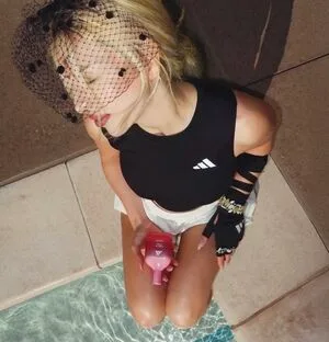Ava Max OnlyFans Leaked Free Thumbnail Picture - #Vj3kbYurIS