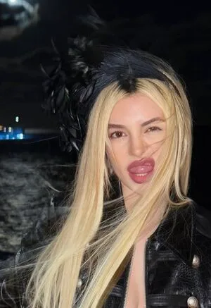Ava Max OnlyFans Leaked Free Thumbnail Picture - #XW192HvSDZ