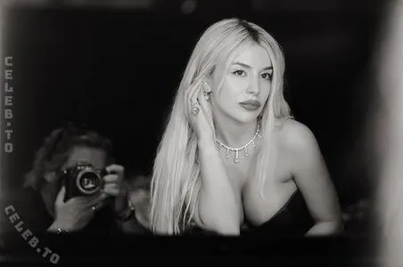 Ava Max OnlyFans Leaked Free Thumbnail Picture - #YueP4LAqv5