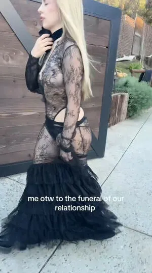 Ava Max OnlyFans Leaked Free Thumbnail Picture - #b6oOOaGQeu