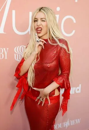 Ava Max OnlyFans Leaked Free Thumbnail Picture - #dTTKQDzDqa