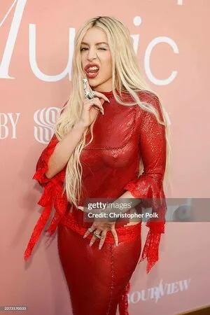 Ava Max OnlyFans Leaked Free Thumbnail Picture - #tv3KZTznnX