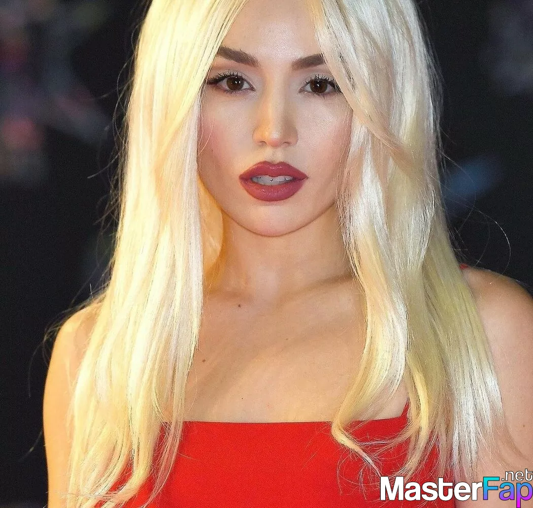 Ava Max Nude OnlyFans Leak Picture wn757Beqke | MasterFap.net